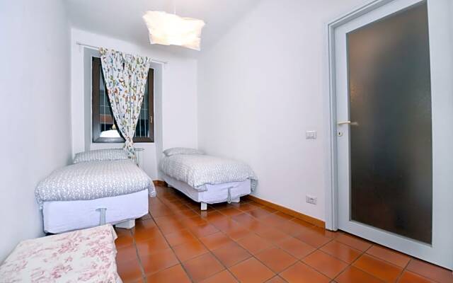 Villa Pinetina B&B