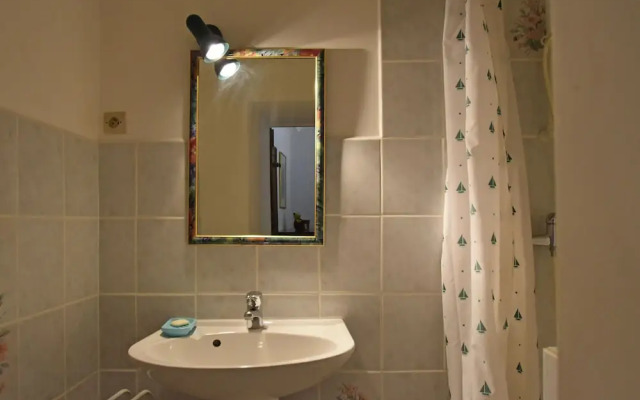 Magnificent Castle in Viols-le-fort With Swimming Pool