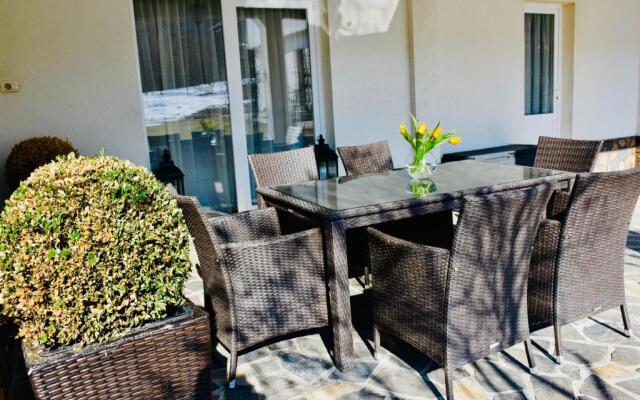 Frenchie’s House