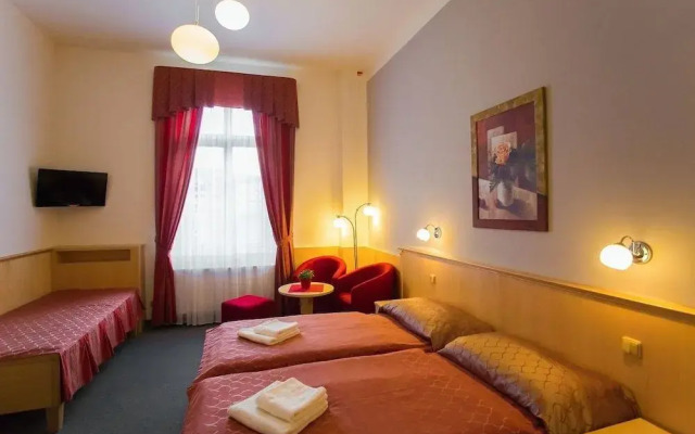 Lázeňský hotel Sadový Pramen