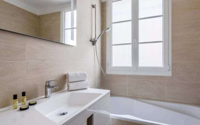 Luxury 4 Bdr Apartment Near Saint Germain Des Pres