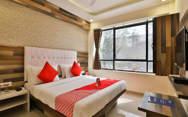 Hotel Sunshine by OYO Rooms
