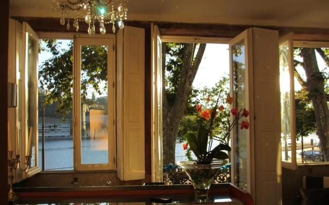 Porto Douro River Guest House