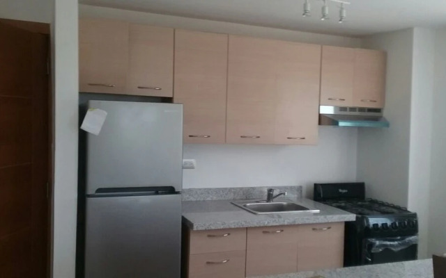 J&R Apartamento Serena Village