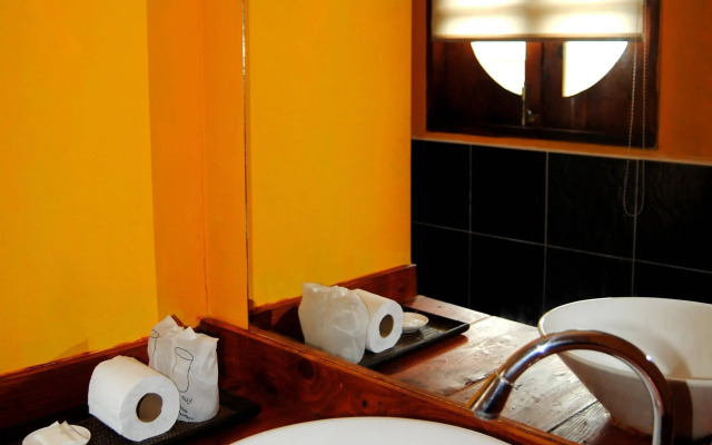 THE BOX - Lipe Resort