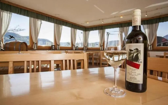 Winzerhof & Gästehaus Stöger