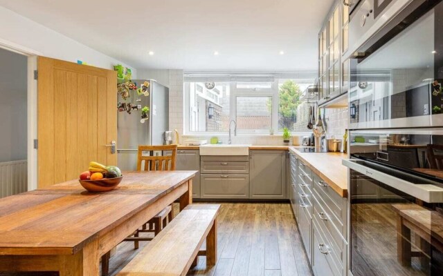 Chic 3Bd House W/terrace in Brixton-victoria Line