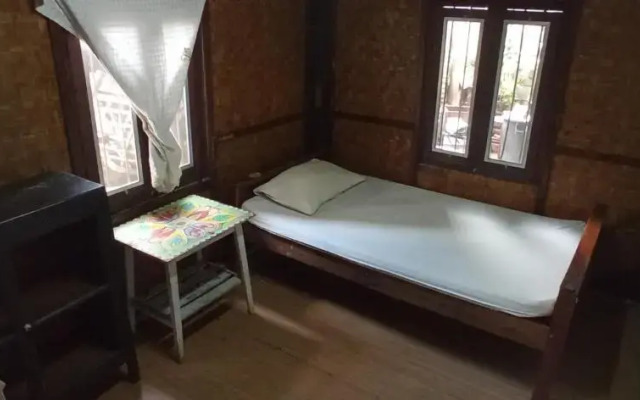 Happy Home guesthouse & Tattoo studio