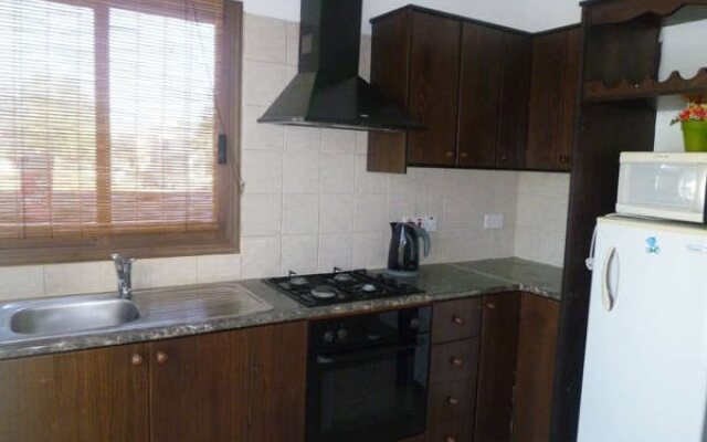 Avra Family Maisonettes