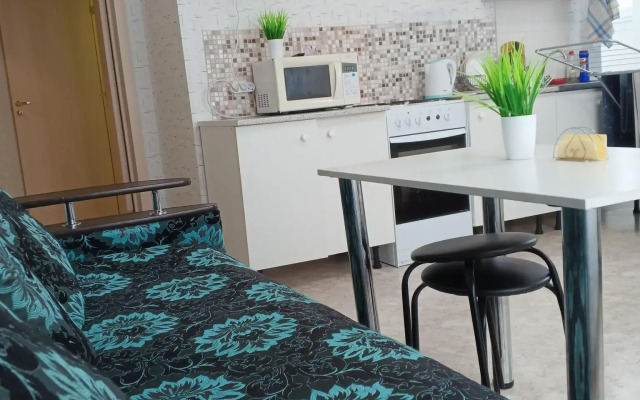 Апартаменты на Дружбы народов 57