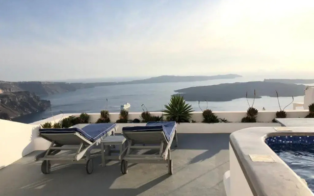 Altana Cliffside Villas