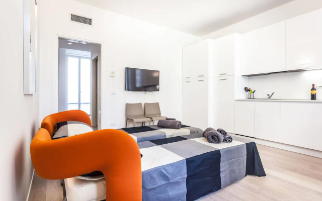 Temporary House - Porta Romana Building