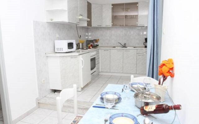 Lana Apartments