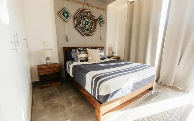Dune Luxury Condos - Suite w Private Terrace