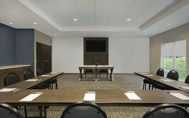 Hampton Inn Midland, On