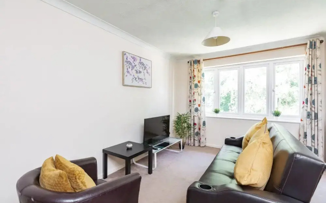 Clarence Suite by Kasar Stays