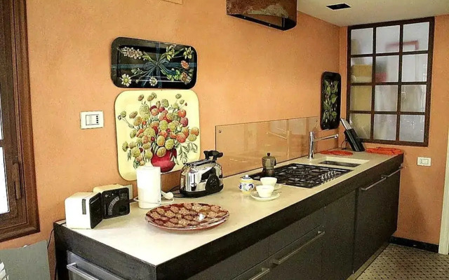 Venetian House With Terrace