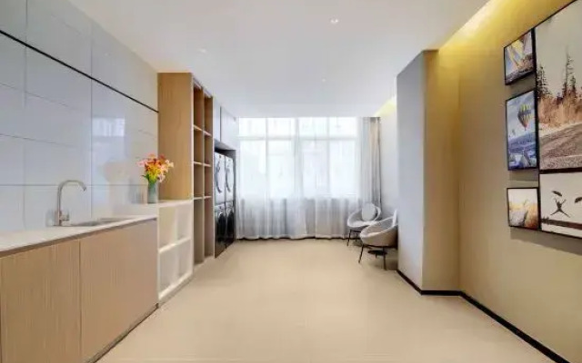 Kyriad Hotel