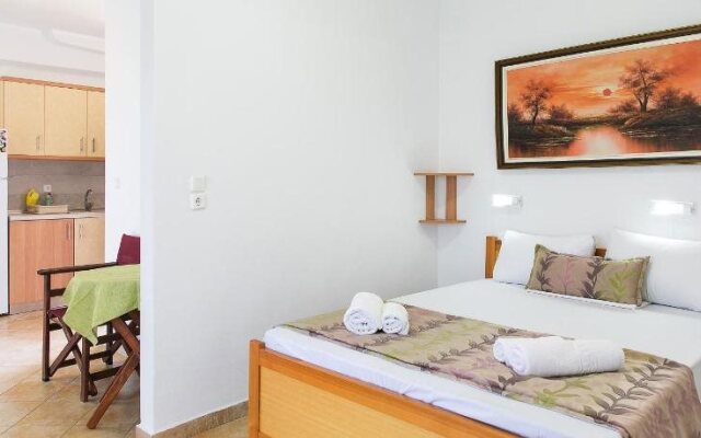 Alexandros Hotel Apartments