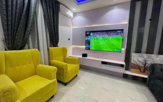 Gilllant Luxury Homes Apartment