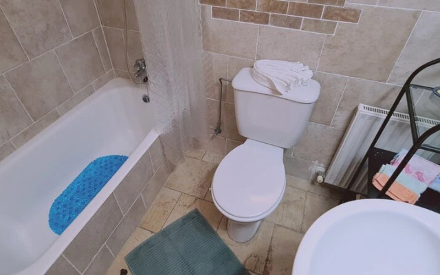 Paphos Elegance Apartment by STAY BnB