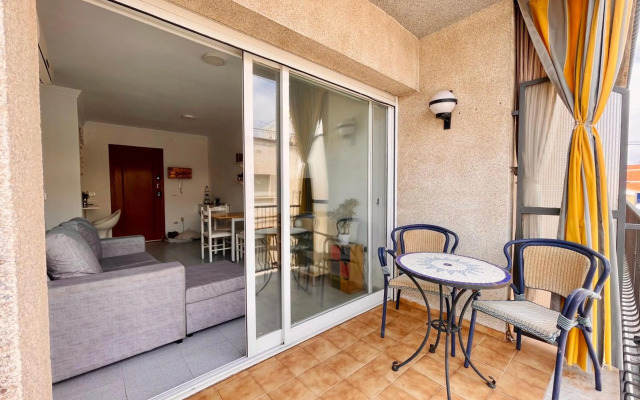 Acogedor y céntrico apartamento a 1' de la playa