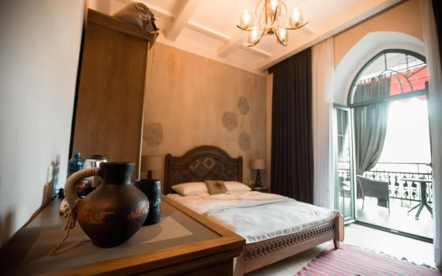 Ethno Hotel