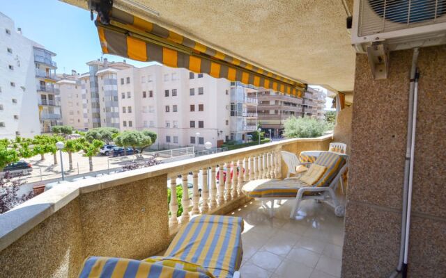 Apartment Albeniz La Pineda
