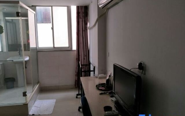 Shanghai Yuqiu Hotel