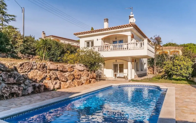 Lovely Villa in L'Escala Costa Brava with private Swimming Pool