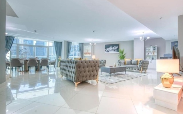 Luxurious 4 Bedroom Duplex Villa Apartment Near JBR