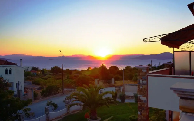 Saint George Hotel & Rooms