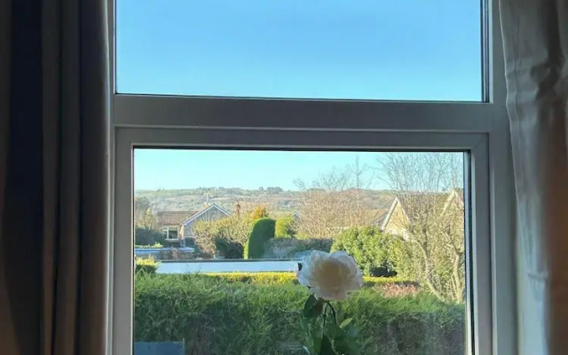 Peak District - 2 Beds - Sleeps 4 - Pet Friendly