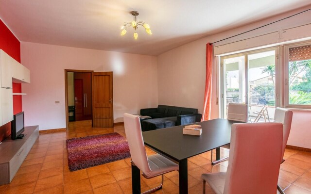 Beautiful Home in Siracusa With Wifi and 3 Bedrooms