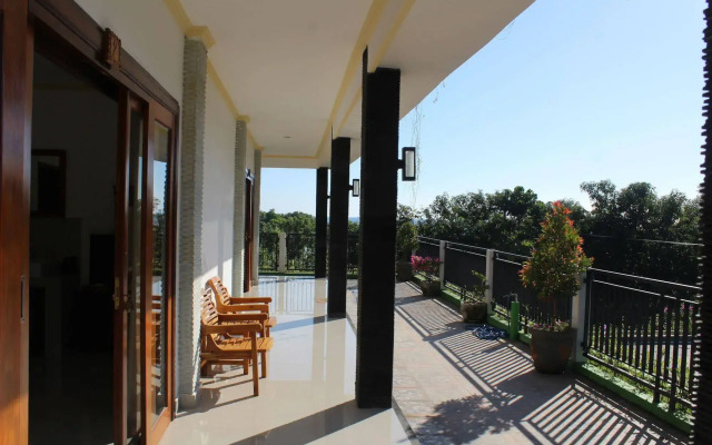 Sahera Hotel