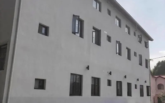 Minzu Hotel