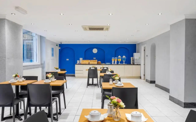 OYO Townhouse Apollo
