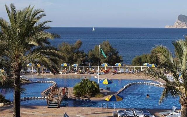 Sirenis Club Aura Hotel