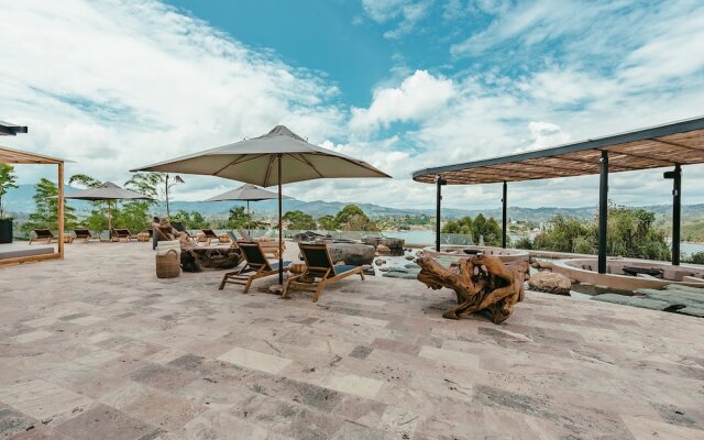 The Brown, Guatape, Autograph Collection