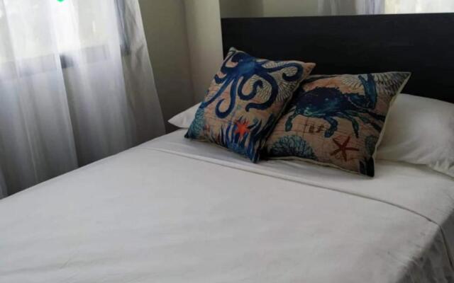 Casa con Piscina en Conjunto Privado en Santa Marta