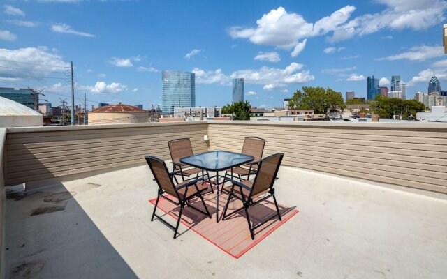 Private Rooftop With Views+modern 2BD & 1 Bath