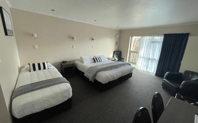 Kauri Court Motel and Apartments – Guest Rooms – Palmerston North