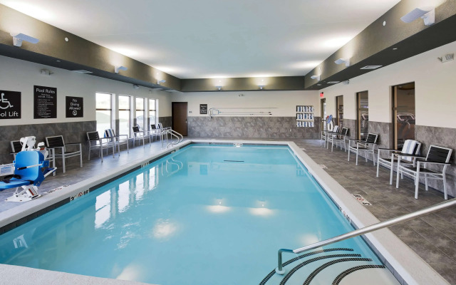 Homewood Suites by Hilton Topeka