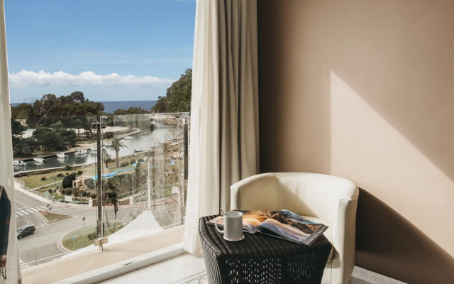 Minura Hotel Cala Galdana & Apartamentos