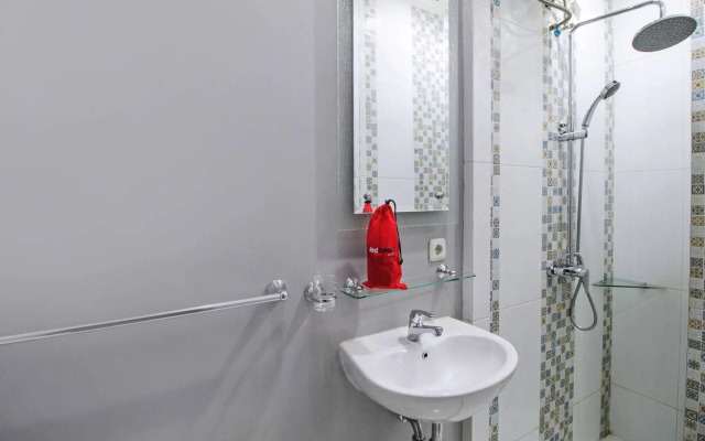 OYO 371 Kwitang Guest House