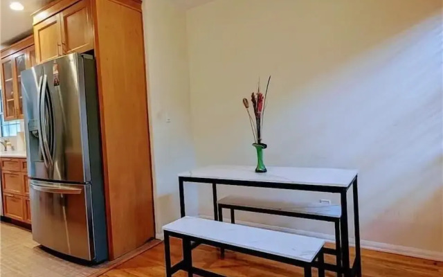 Convinient Location in Los Angeles
