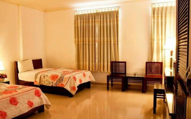 Phi Phung Hotel