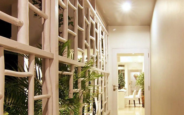 The Kanjeng Suites Villas Seminyak