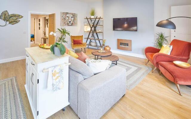 Host Stay The Regency