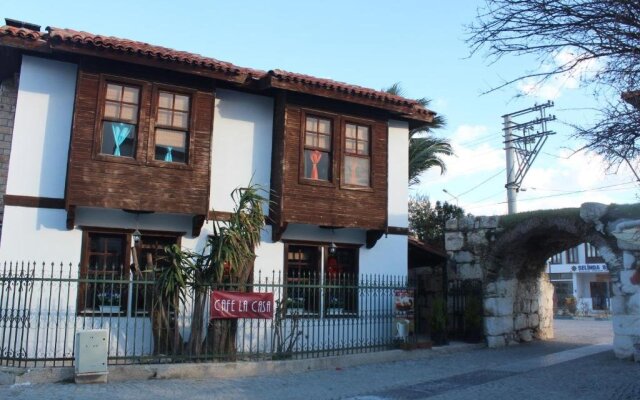 La Casa Pansiyon